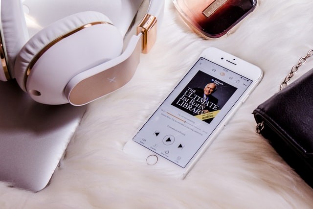 Play Audiobooks